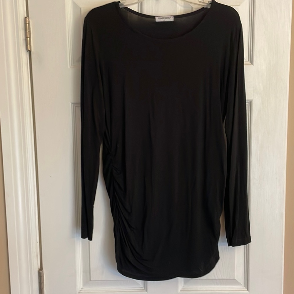 Black fitted long sleeve maternity shirt